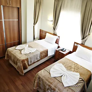 taksim-palace-hotel.istanbul-turkeyhotels.com/